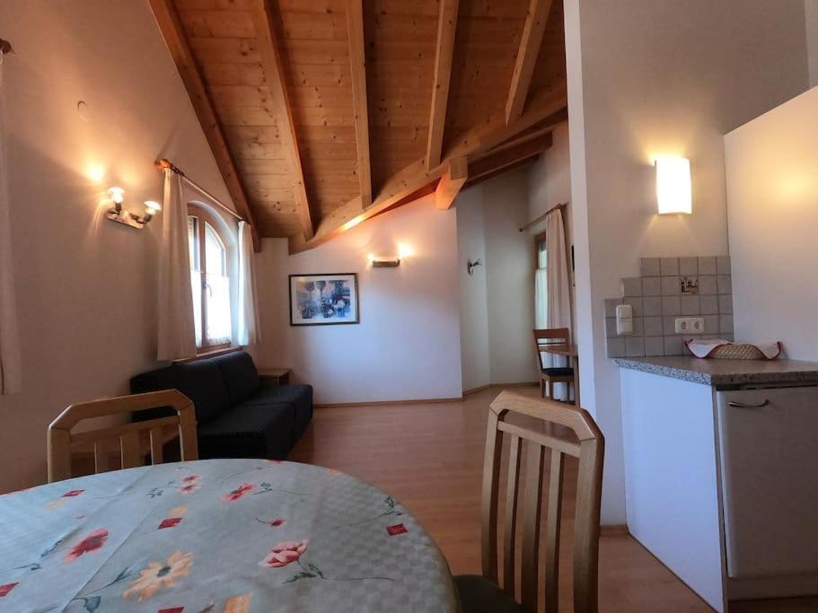 Residence Emma دوبياكو المظهر الخارجي الصورة